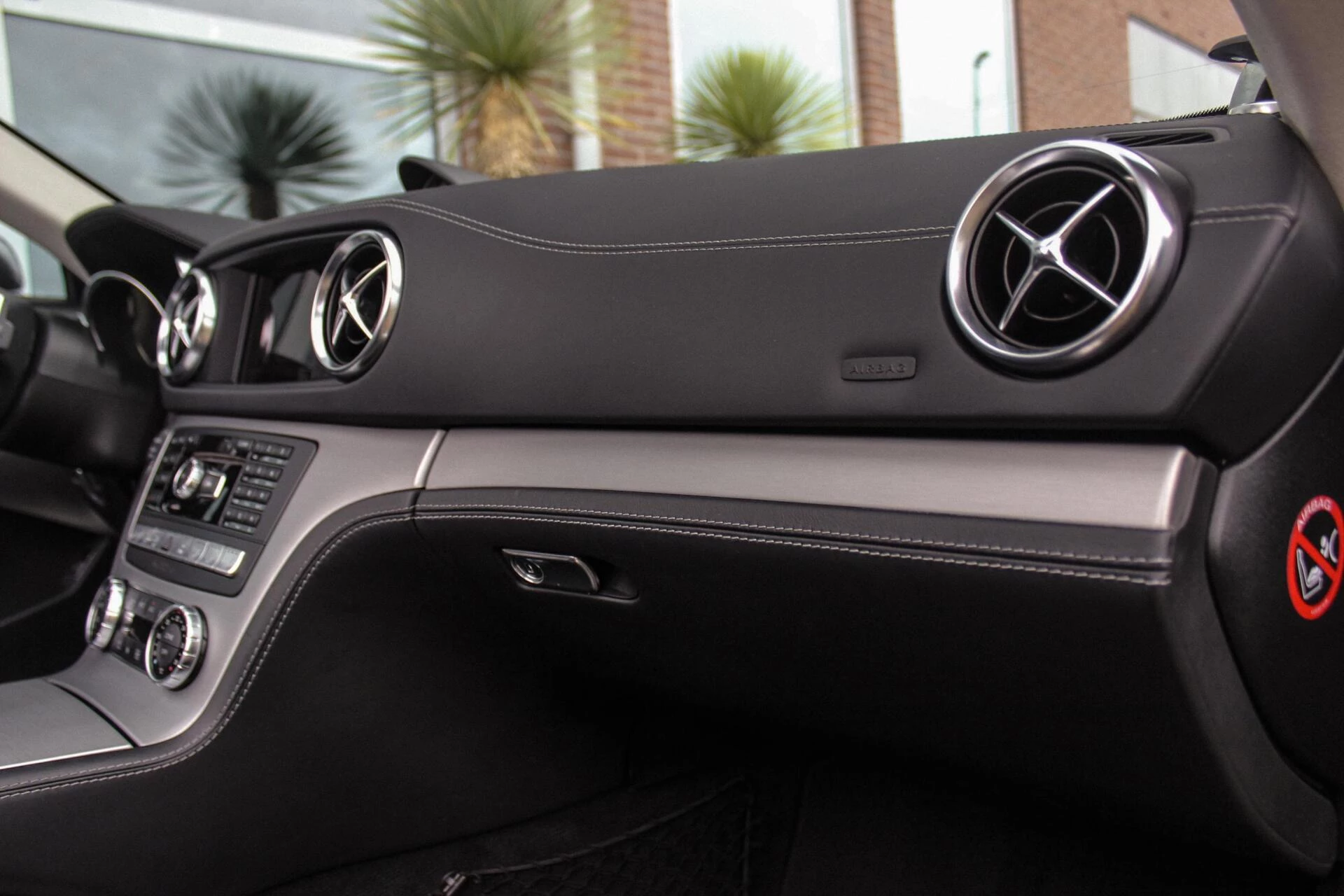 Hoofdafbeelding Mercedes-Benz SL