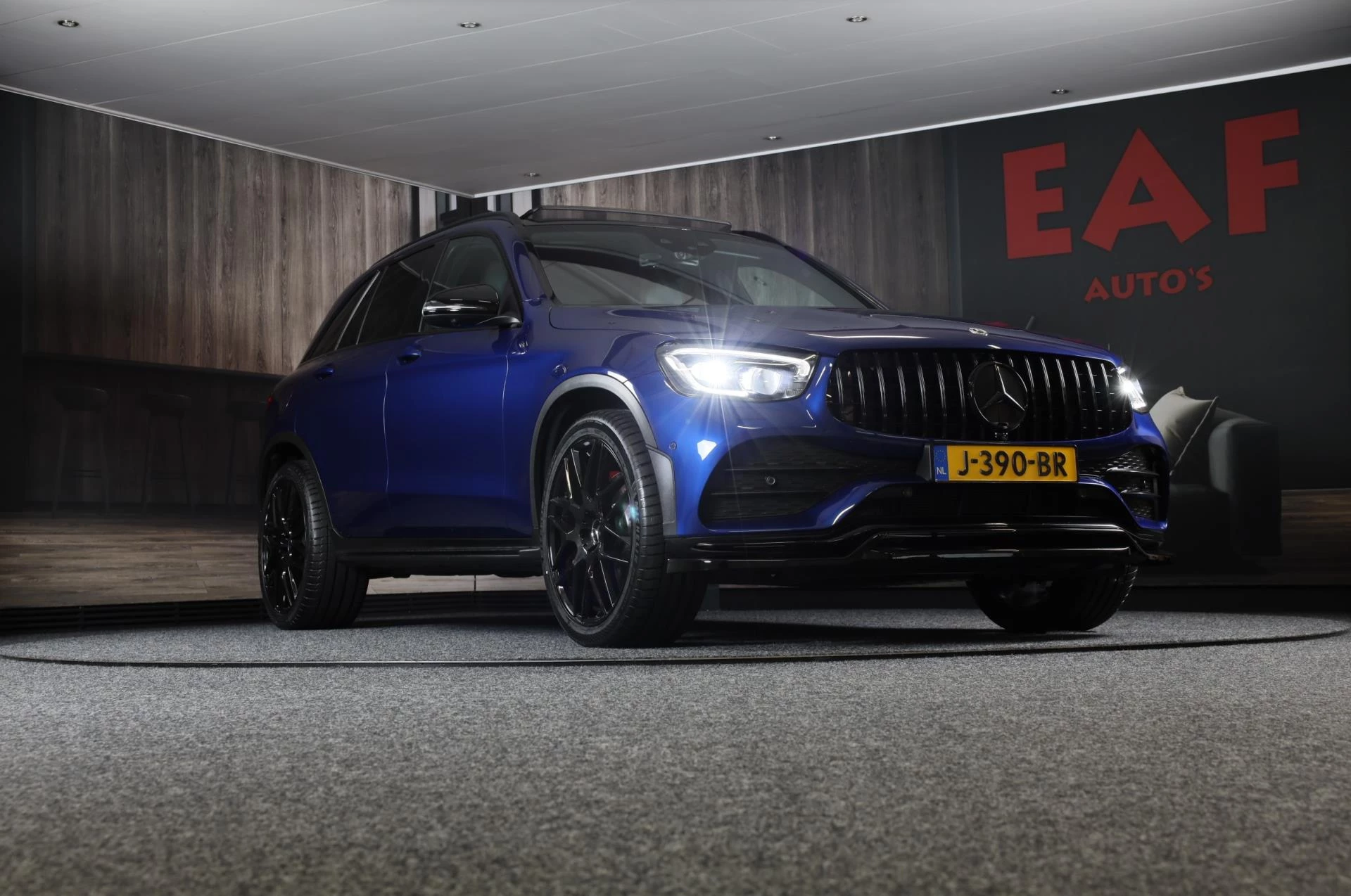 Hoofdafbeelding Mercedes-Benz GLC
