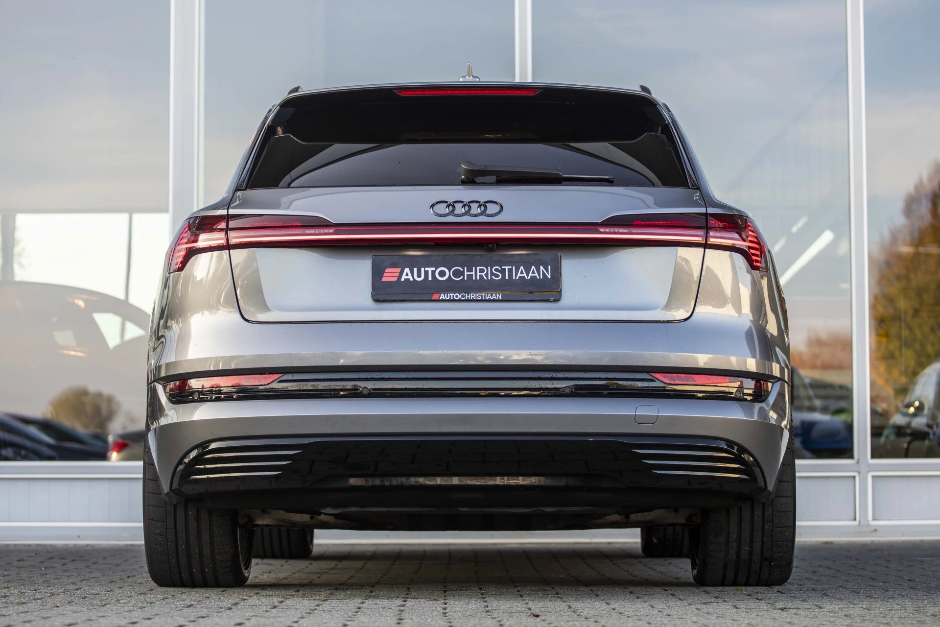 Hoofdafbeelding Audi e-tron