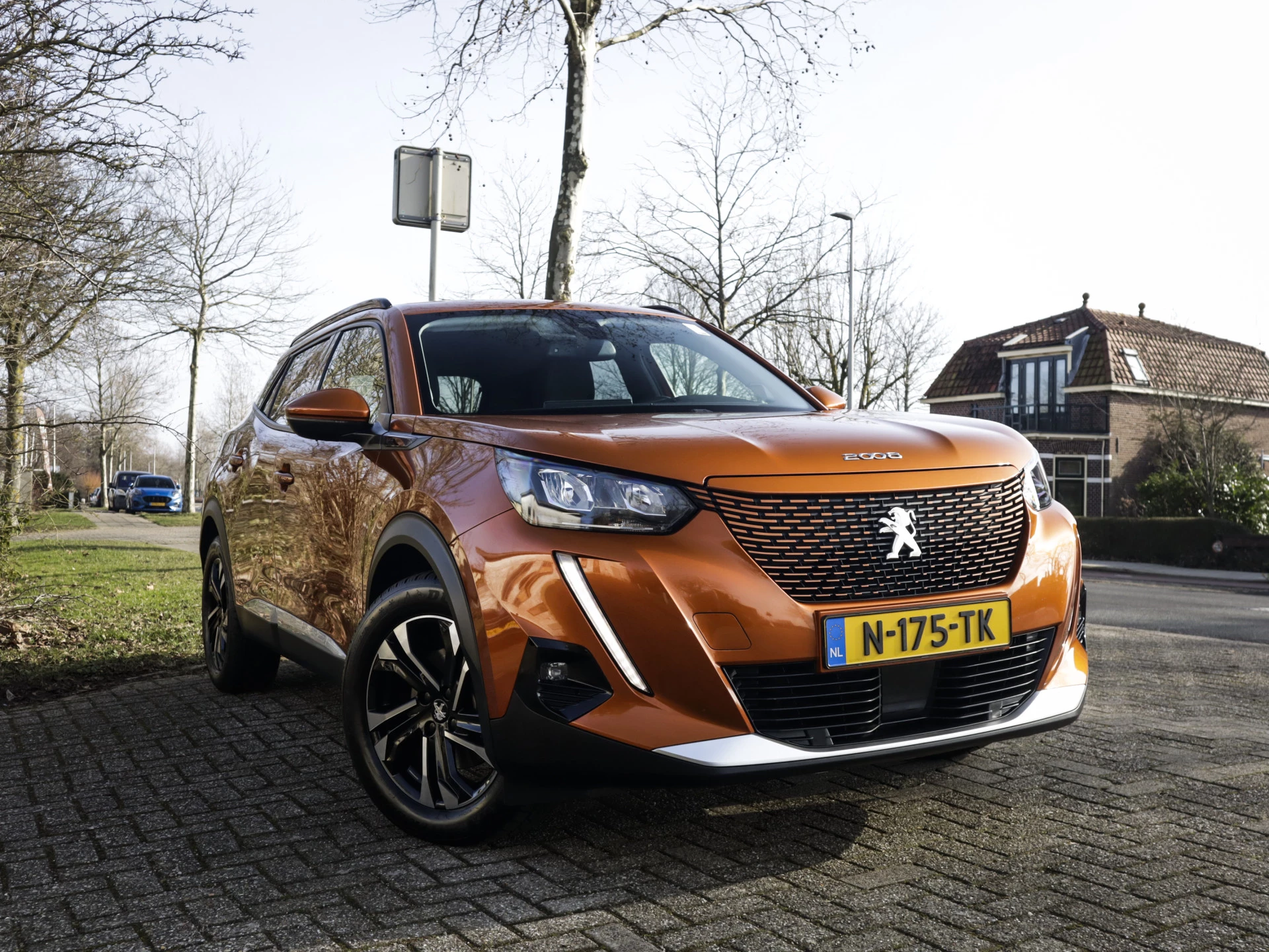 Hoofdafbeelding Peugeot e-2008