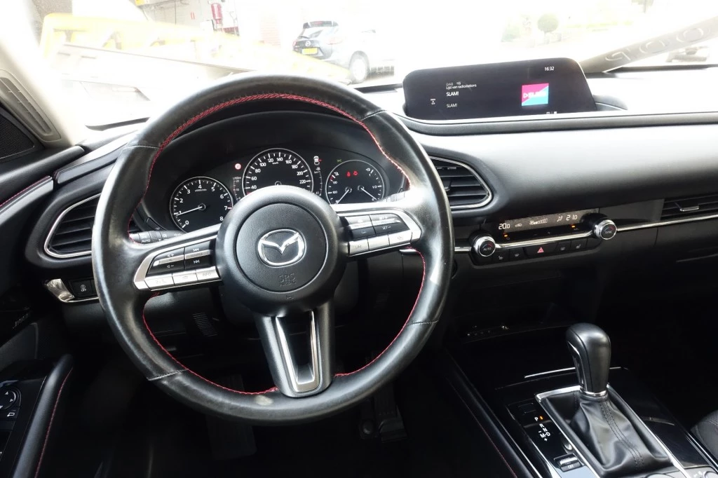 Hoofdafbeelding Mazda CX-30