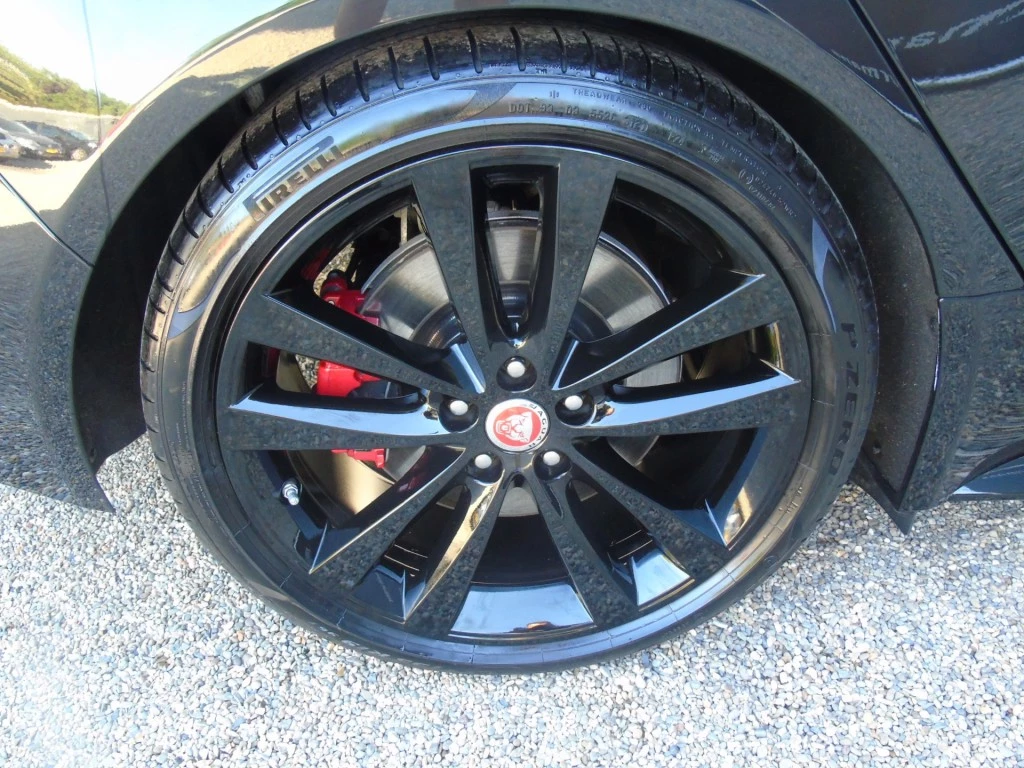 Hoofdafbeelding Jaguar XE