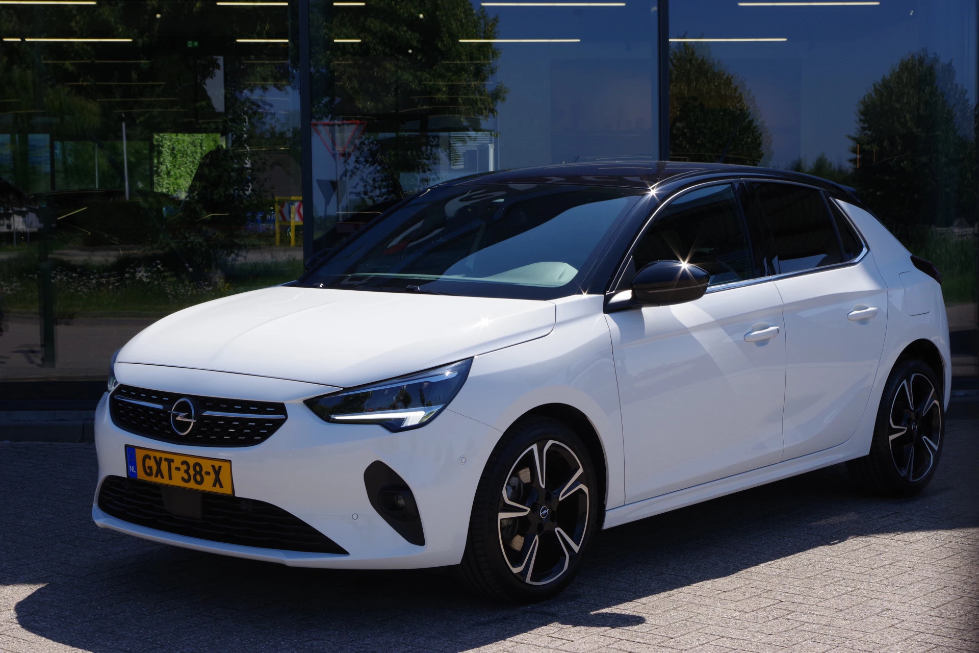 Hoofdafbeelding Opel Corsa