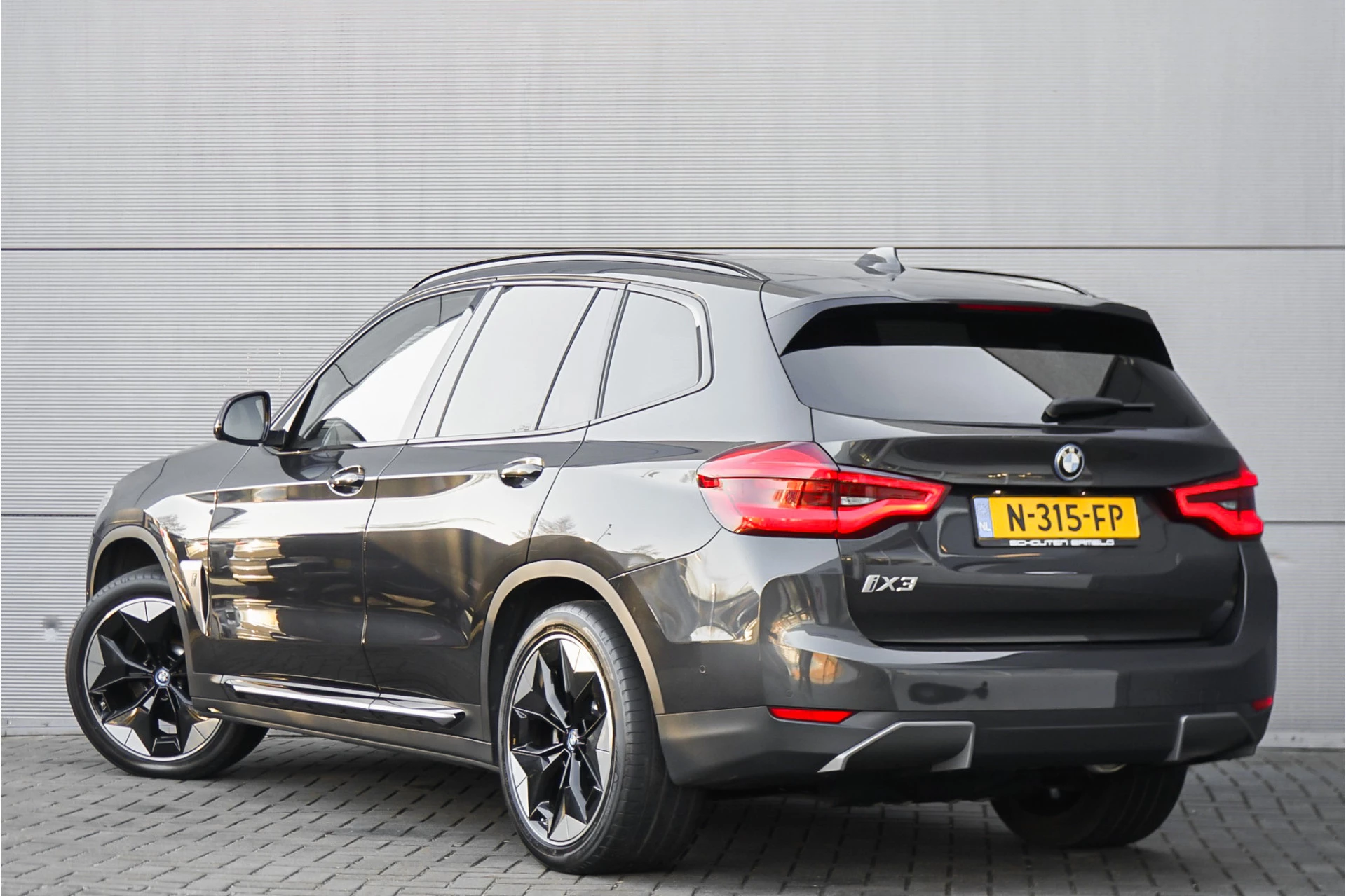 Hoofdafbeelding BMW iX3