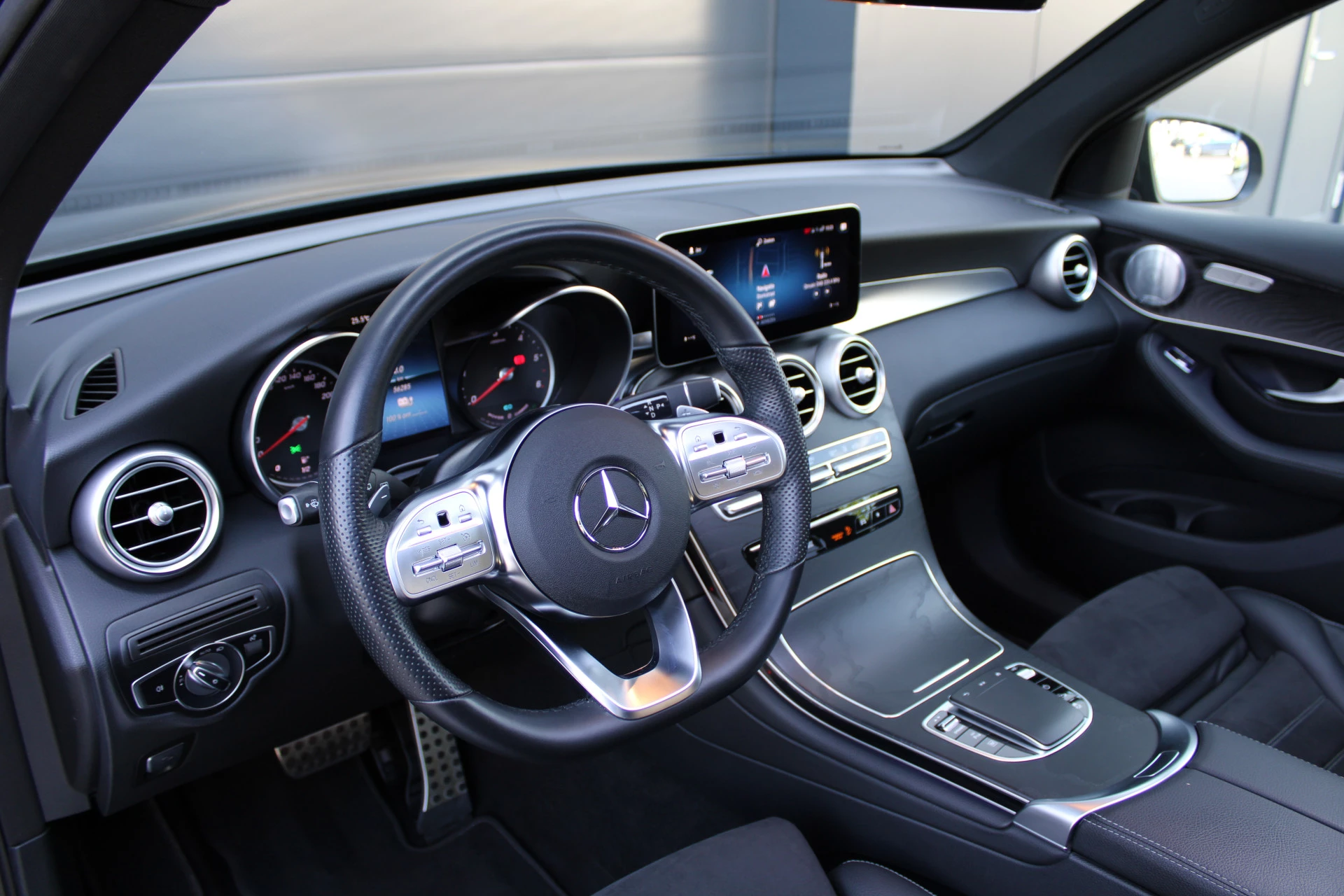 Hoofdafbeelding Mercedes-Benz GLC