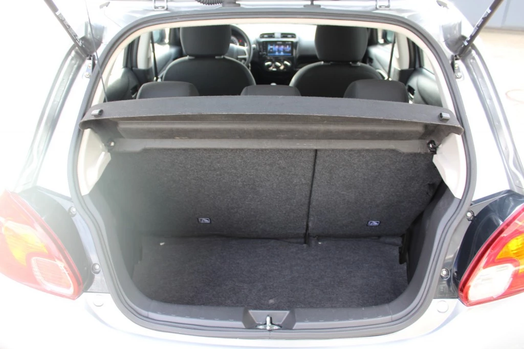 Hoofdafbeelding Mitsubishi Space Star