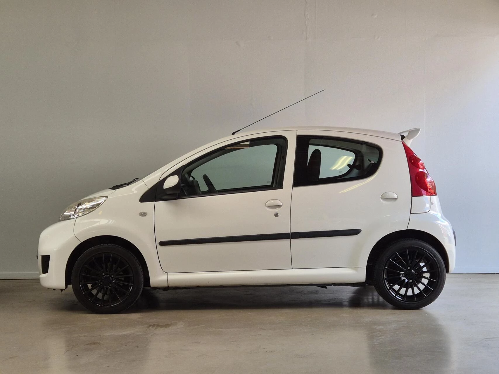Hoofdafbeelding Peugeot 107