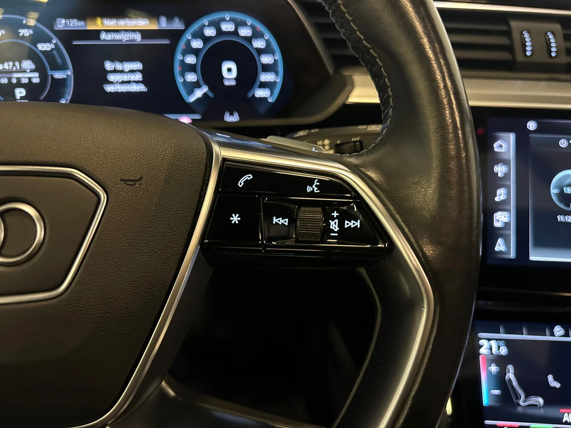 Hoofdafbeelding Audi e-tron