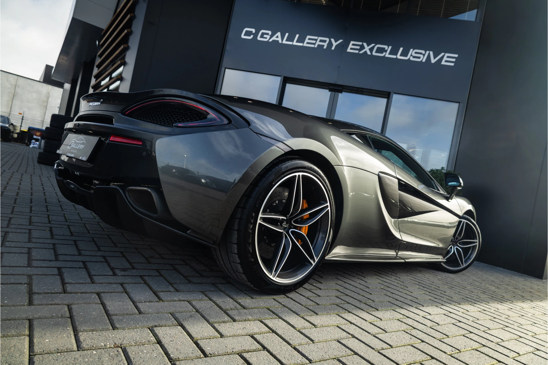 Hoofdafbeelding McLaren 570S