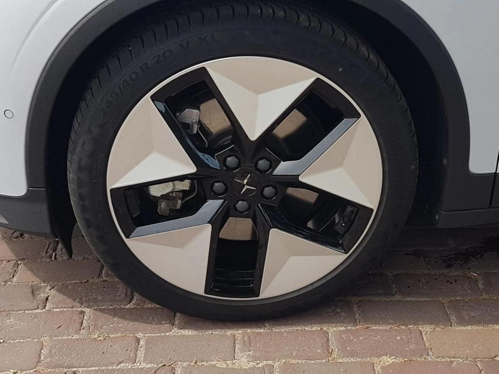 Hoofdafbeelding Polestar 2