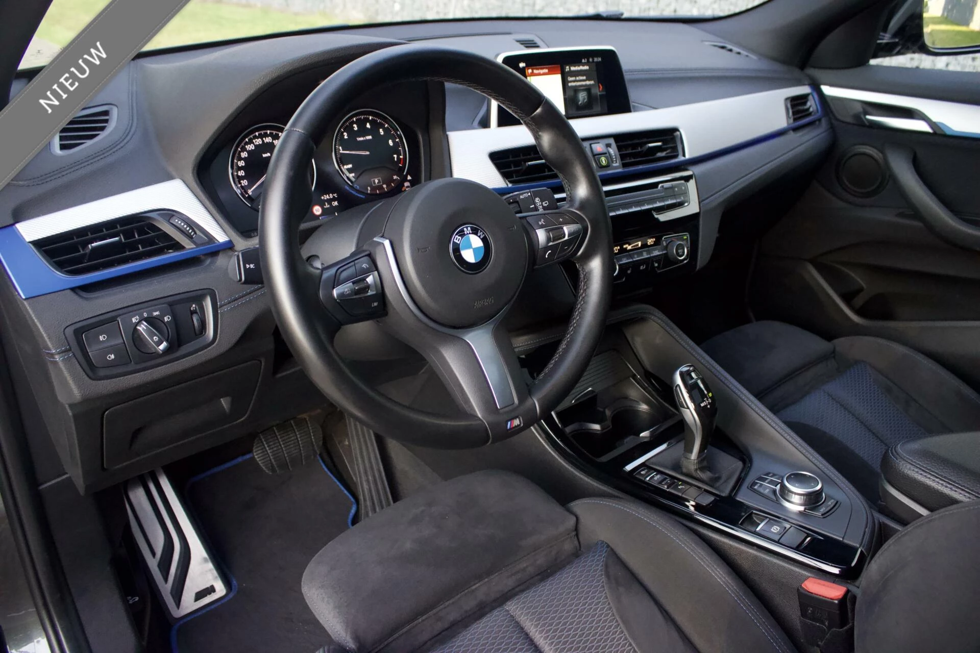 Hoofdafbeelding BMW X2