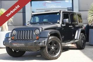 Hoofdafbeelding Jeep Wrangler Jeep Wrangler 2.8 CRD Sport 200 PK Navigatie/Trekhaak/Camera