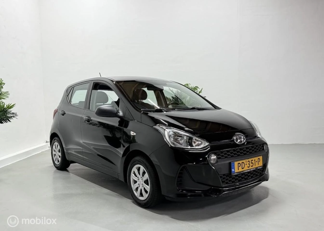 Hoofdafbeelding Hyundai i10
