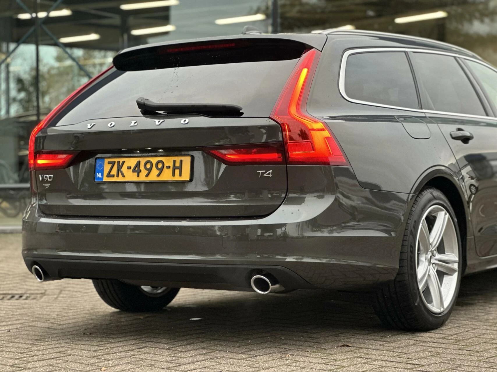 Hoofdafbeelding Volvo V90