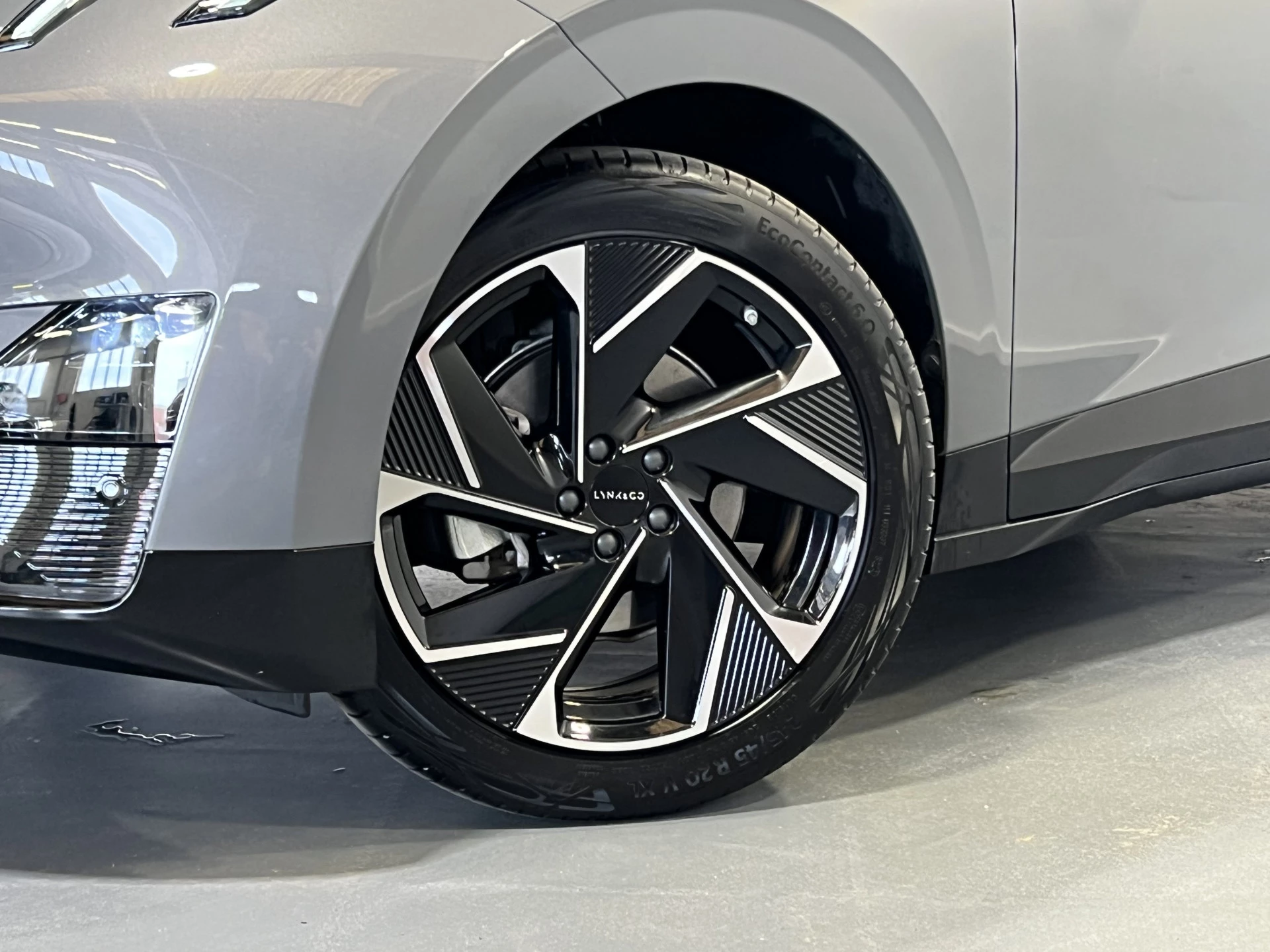 Hoofdafbeelding Lynk & Co 02