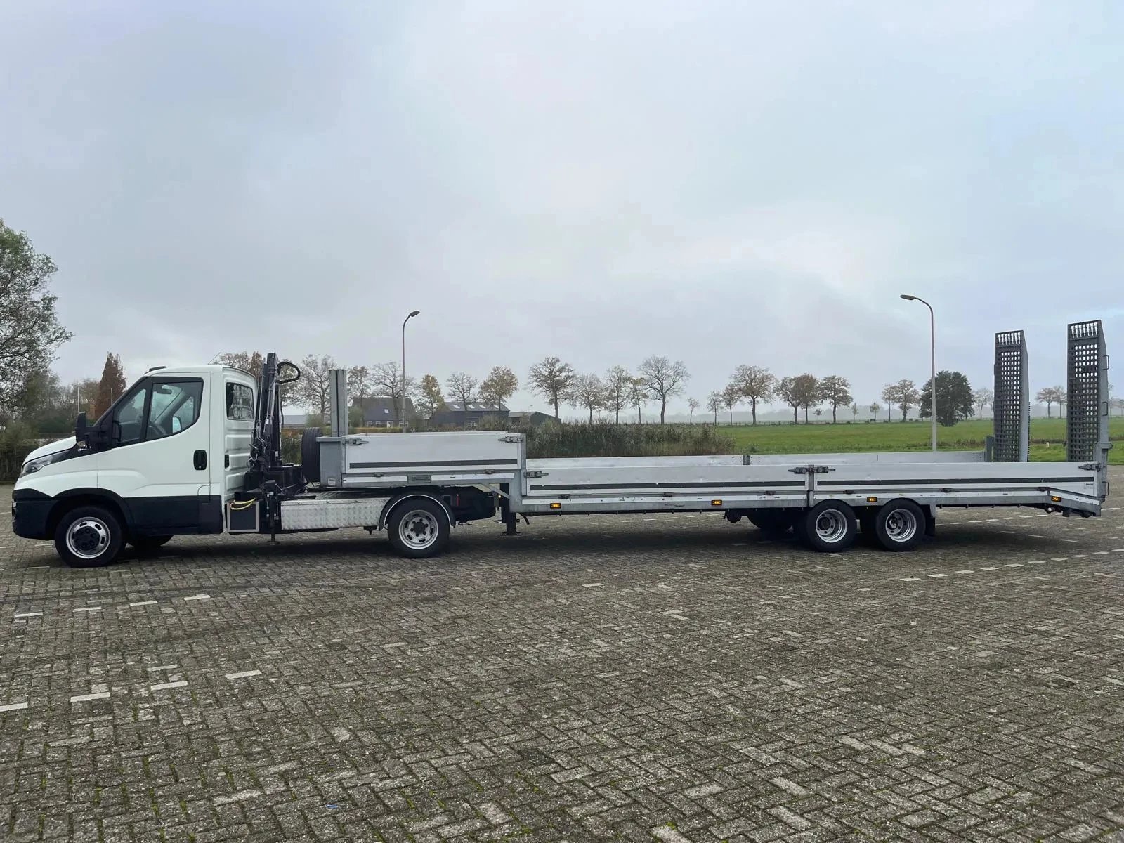 Hoofdafbeelding Iveco 40C21 , 9.1 T , BE Trekker , HIAB