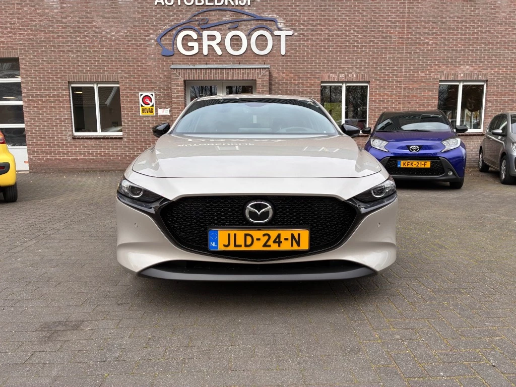 Hoofdafbeelding Mazda 3