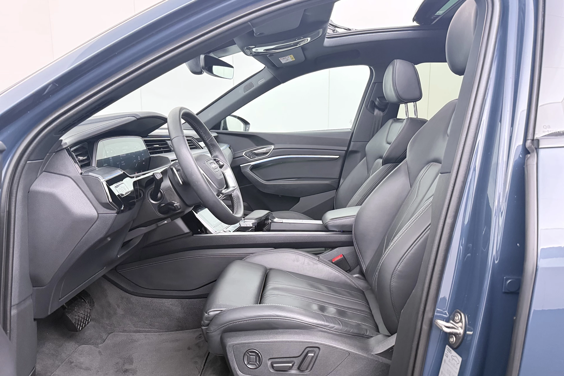 Hoofdafbeelding Audi Q8 e-tron