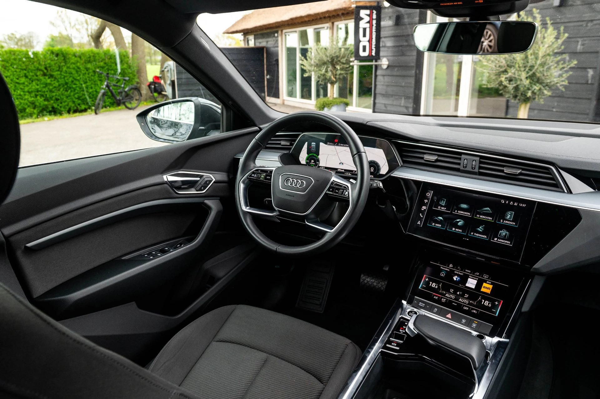 Hoofdafbeelding Audi e-tron