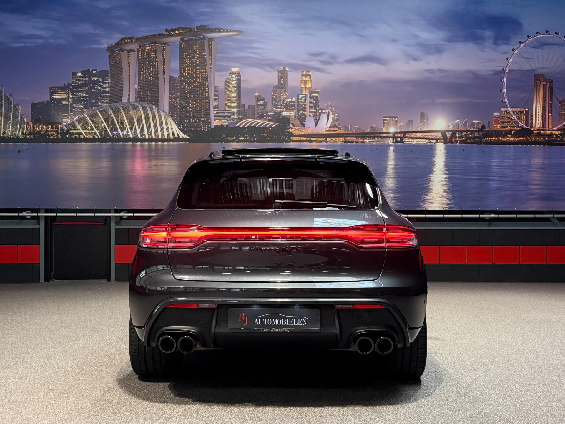 Hoofdafbeelding Porsche Macan