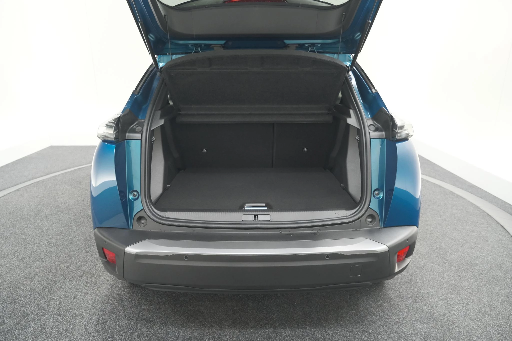 Hoofdafbeelding Peugeot e-2008