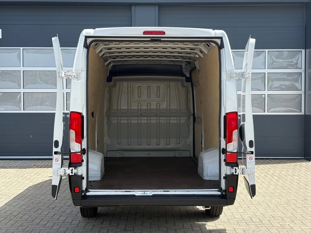 Hoofdafbeelding Opel Movano