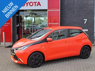 Toyota Aygo X-PLAY APPLE/ANDROID ACHTERUITRIJCAMERA ELEKTRISCHE RAMEN & SPIEGELS
