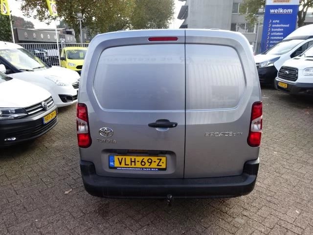 Hoofdafbeelding Toyota ProAce