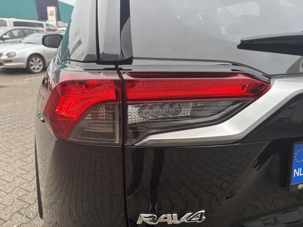 Hoofdafbeelding Toyota RAV4