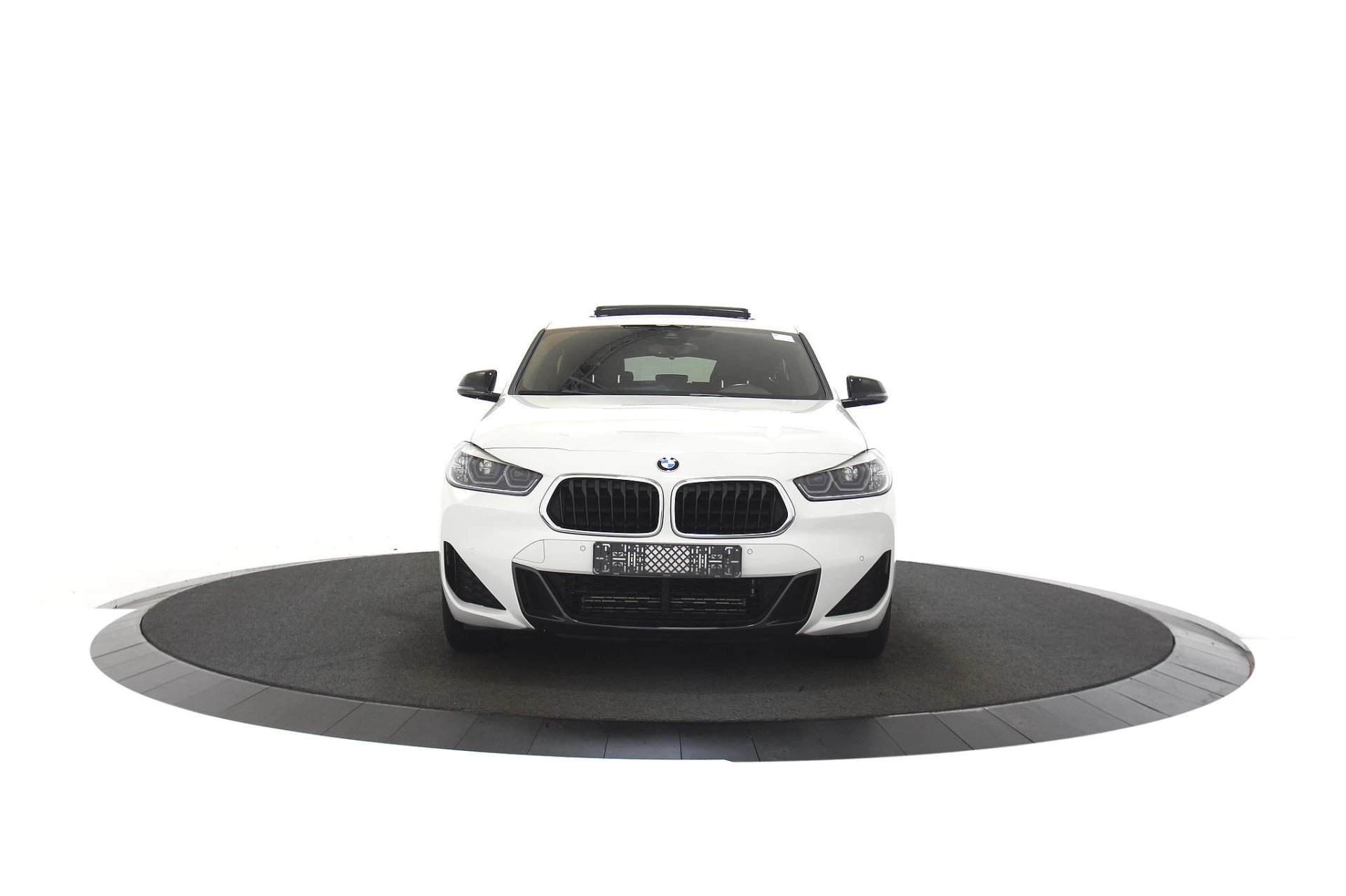 Hoofdafbeelding BMW X2