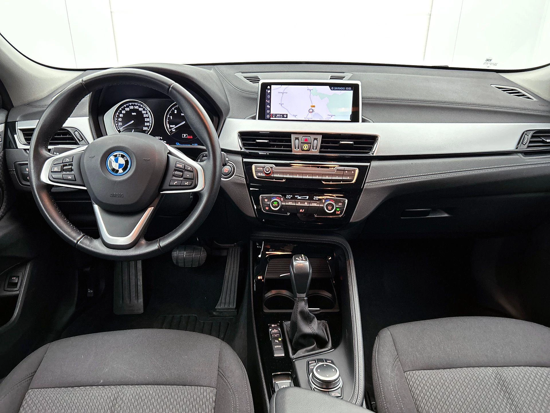 Hoofdafbeelding BMW X2