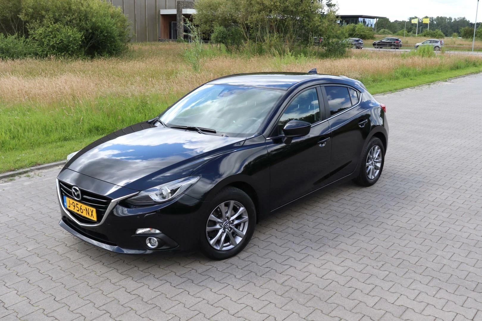 Hoofdafbeelding Mazda 3