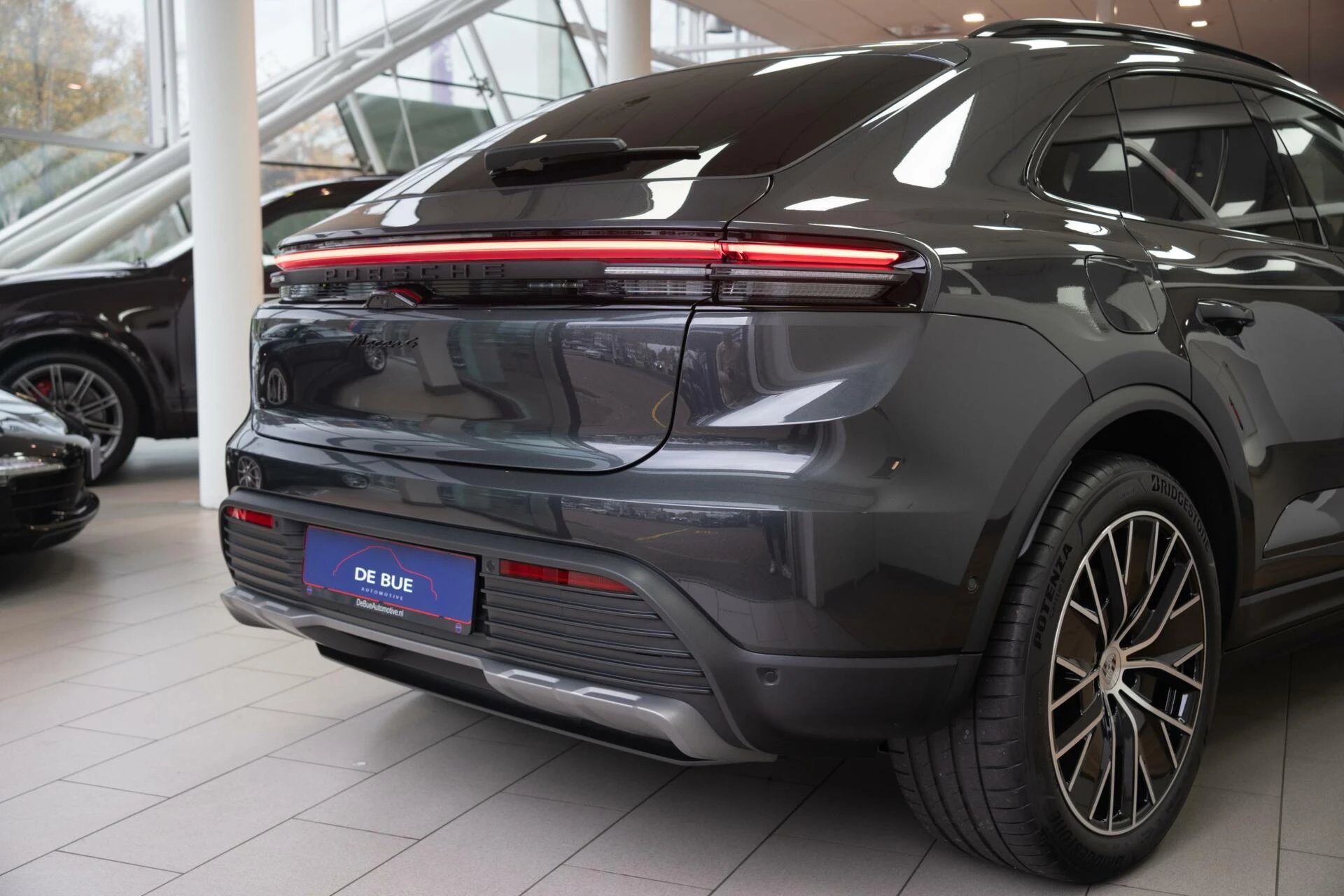 Hoofdafbeelding Porsche Macan