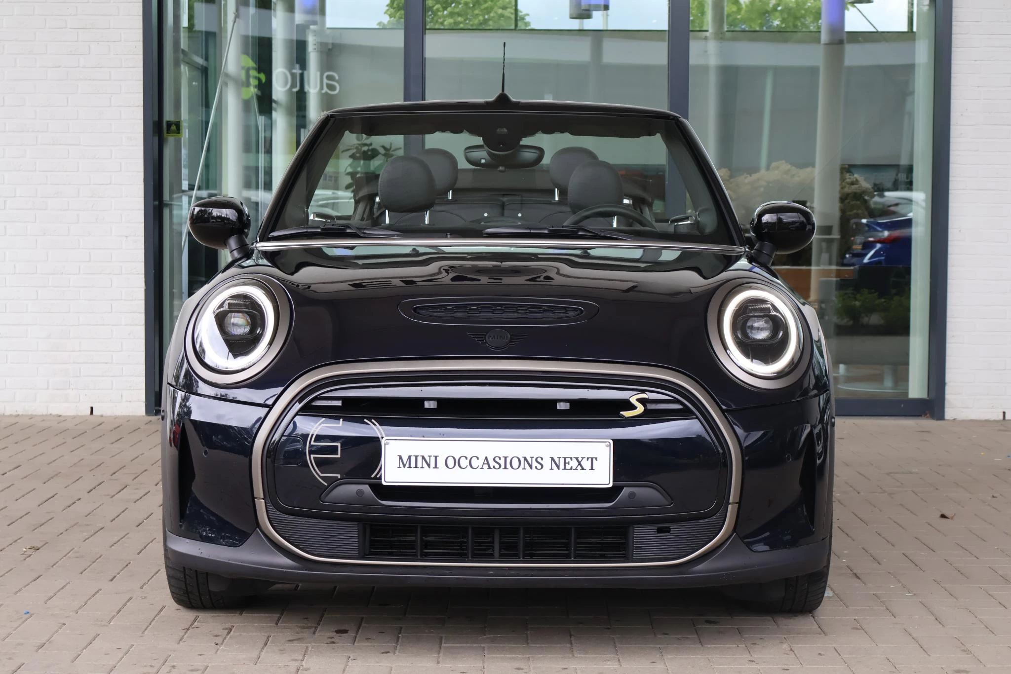 Hoofdafbeelding MINI Cabrio