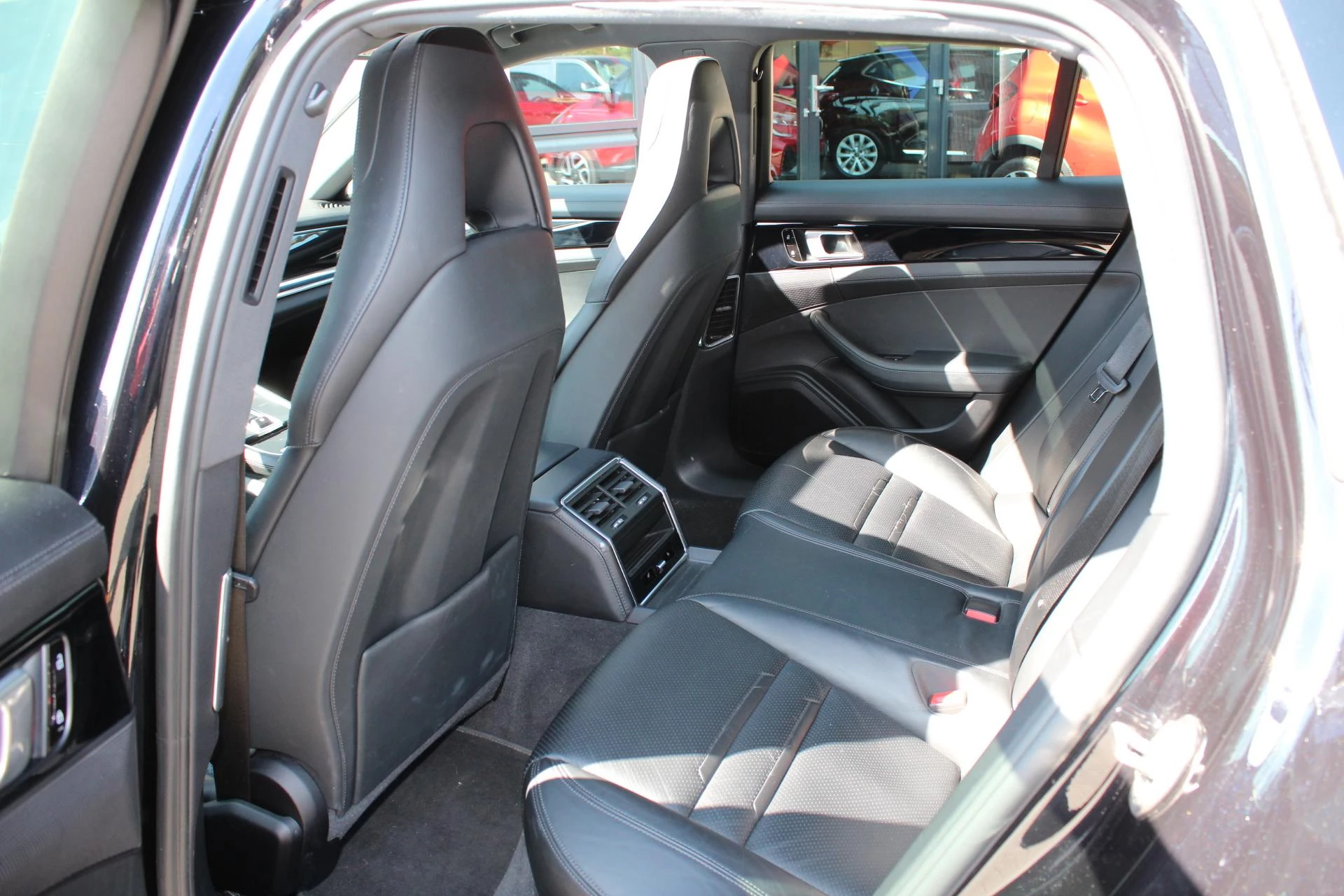 Hoofdafbeelding Porsche Panamera