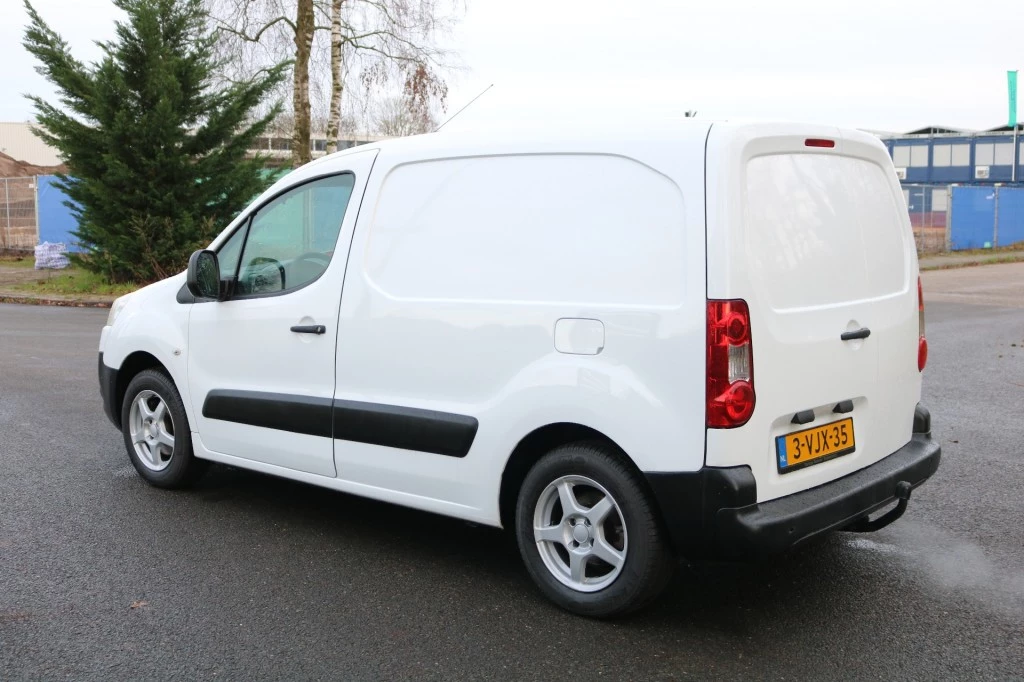 Hoofdafbeelding Peugeot Partner