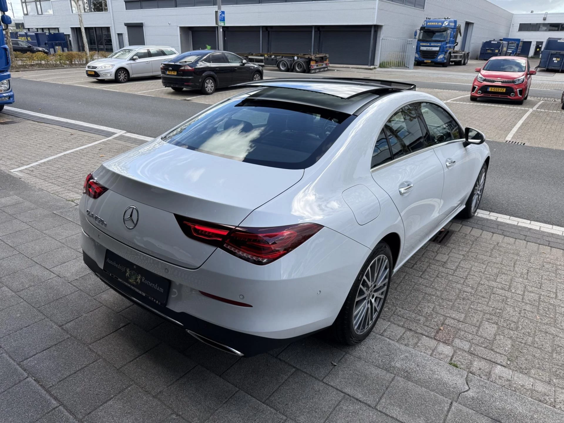 Hoofdafbeelding Mercedes-Benz CLA