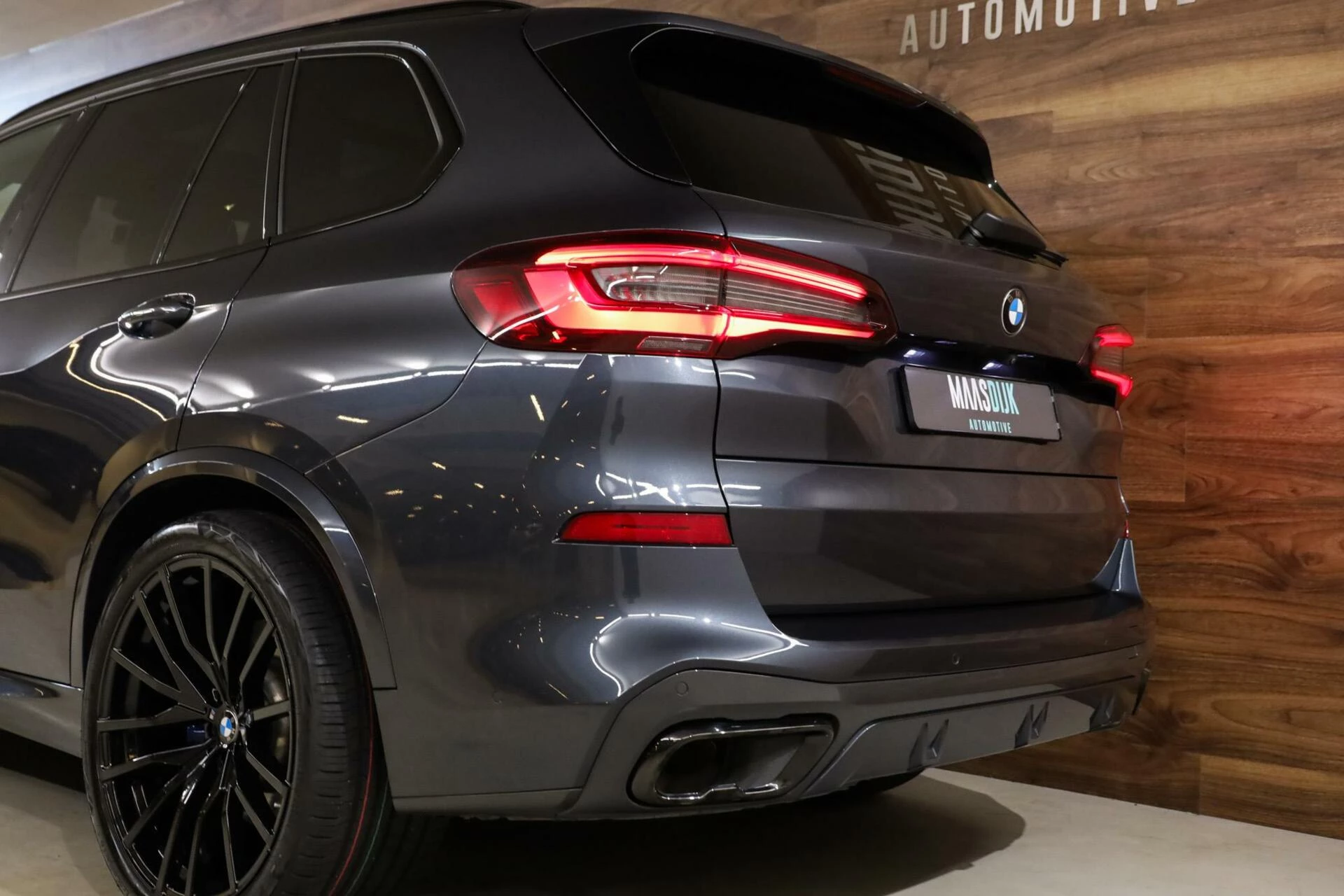 Hoofdafbeelding BMW X5