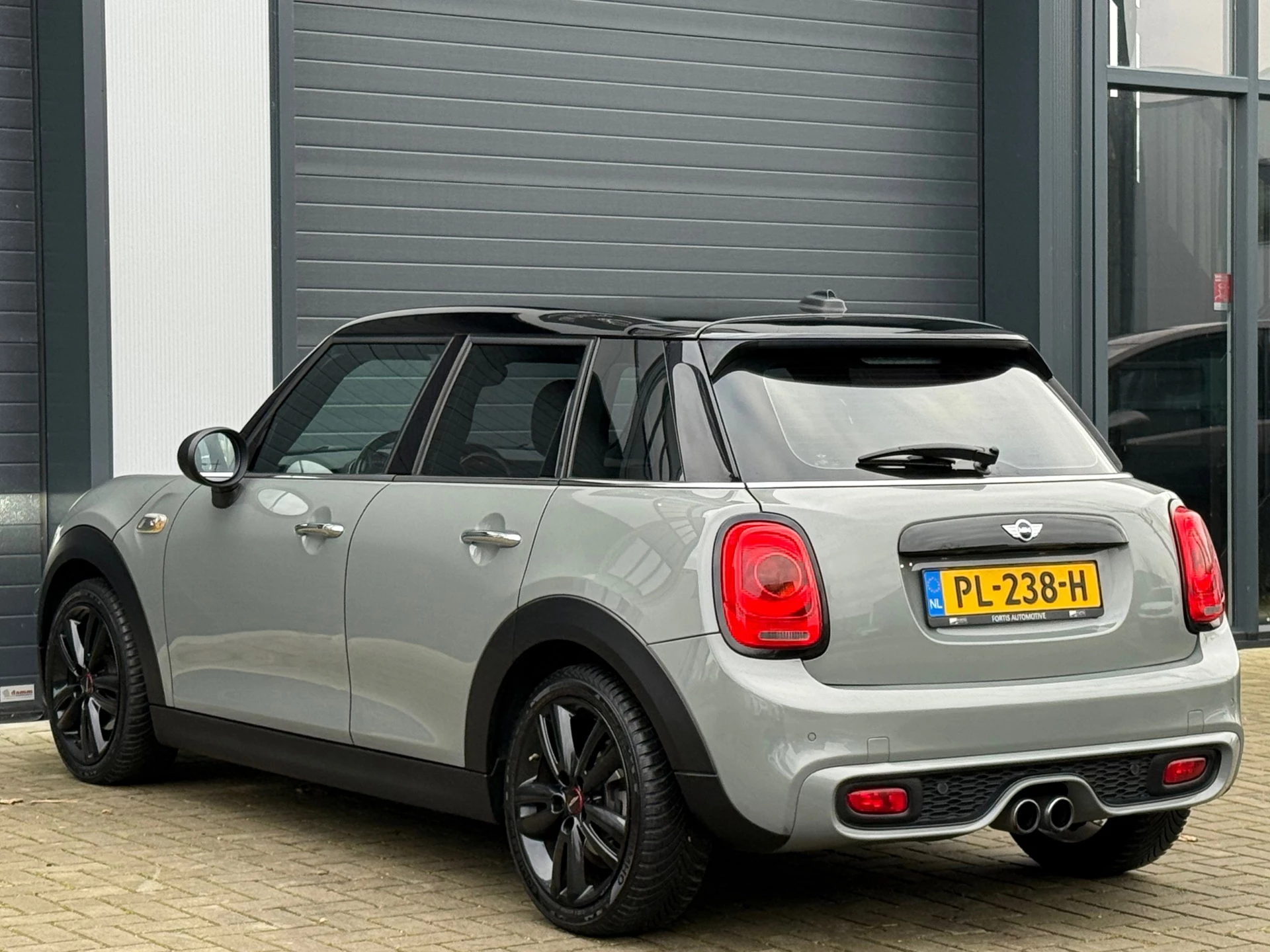 Hoofdafbeelding MINI Cooper