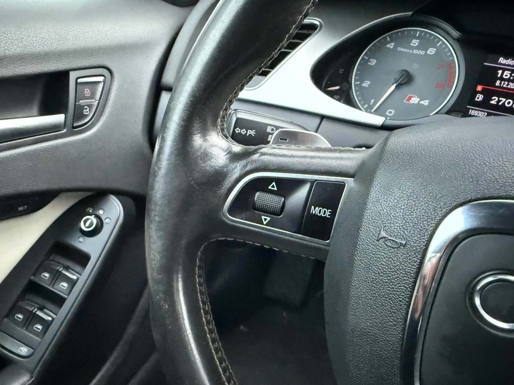 Hoofdafbeelding Audi S4