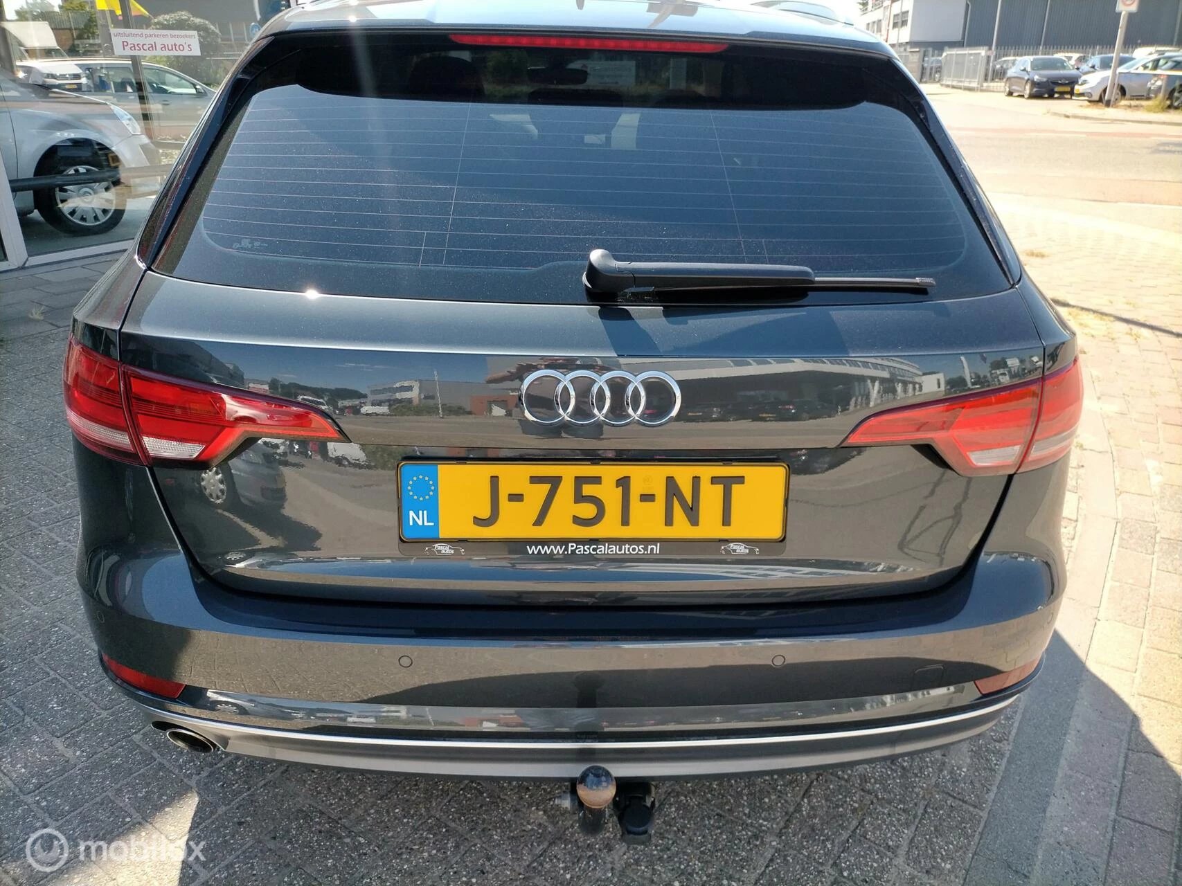 Hoofdafbeelding Audi A4