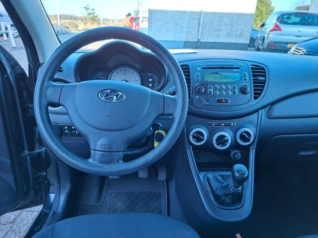Hoofdafbeelding Hyundai i10