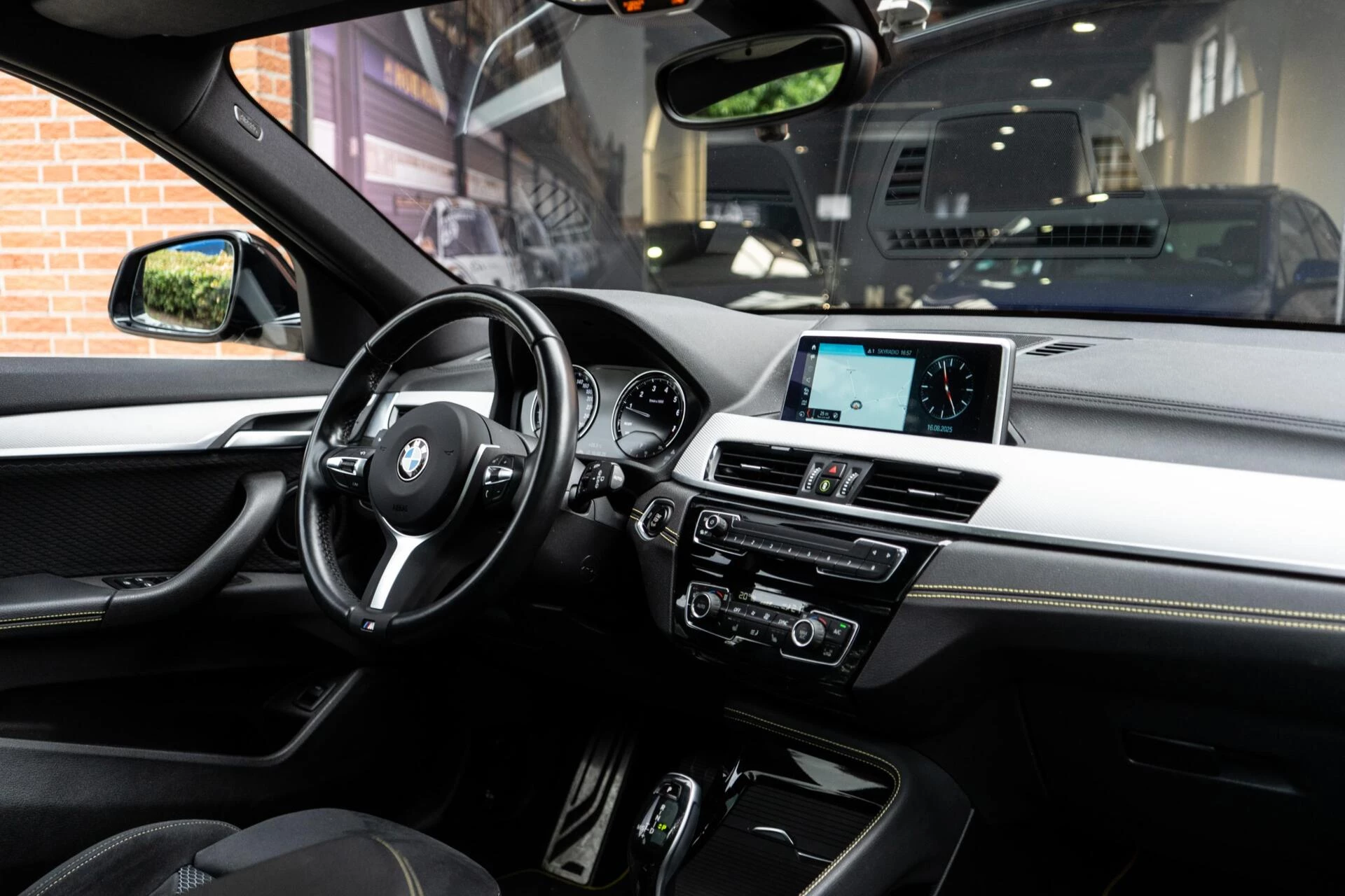Hoofdafbeelding BMW X2