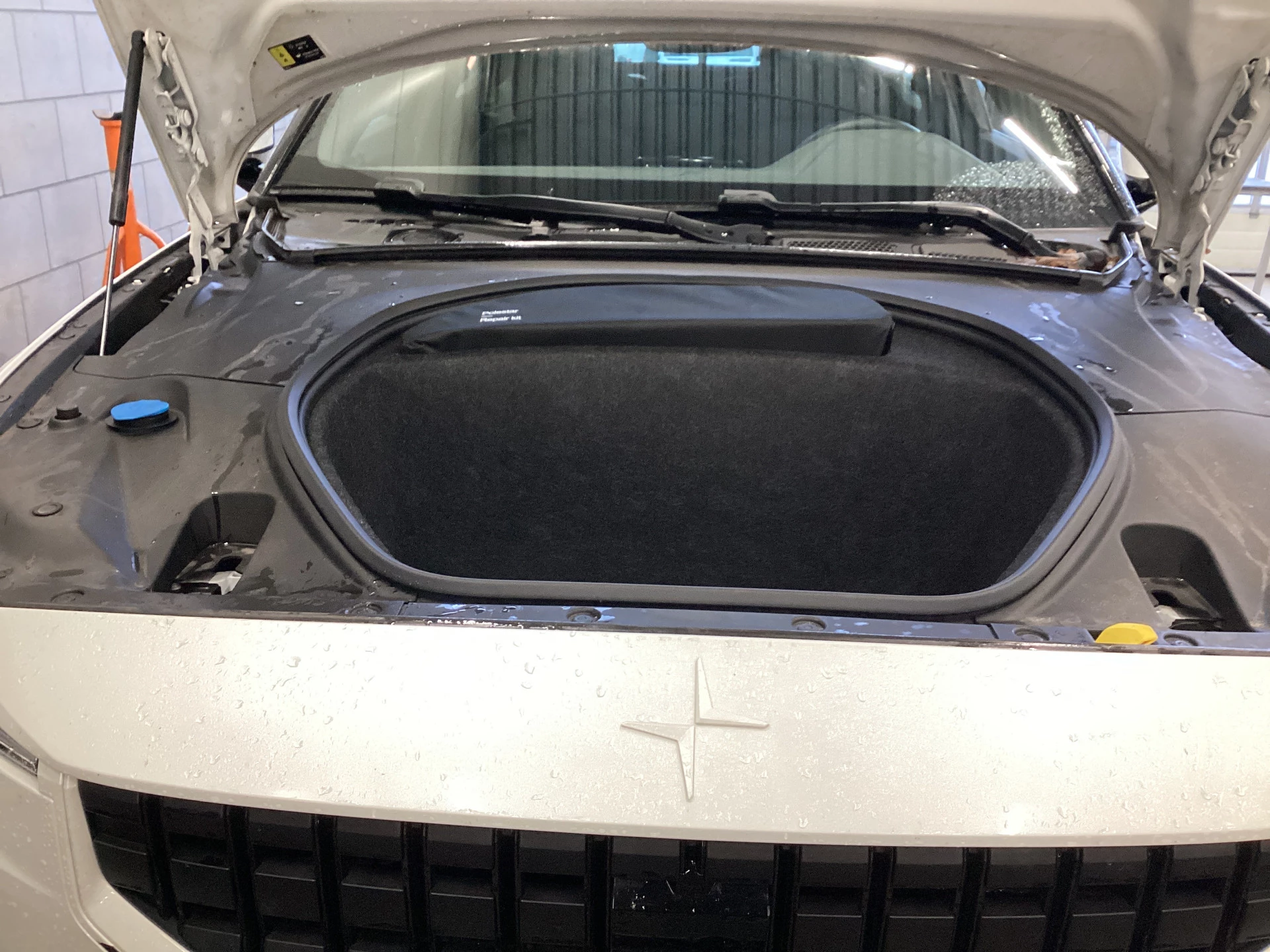 Hoofdafbeelding Polestar 2