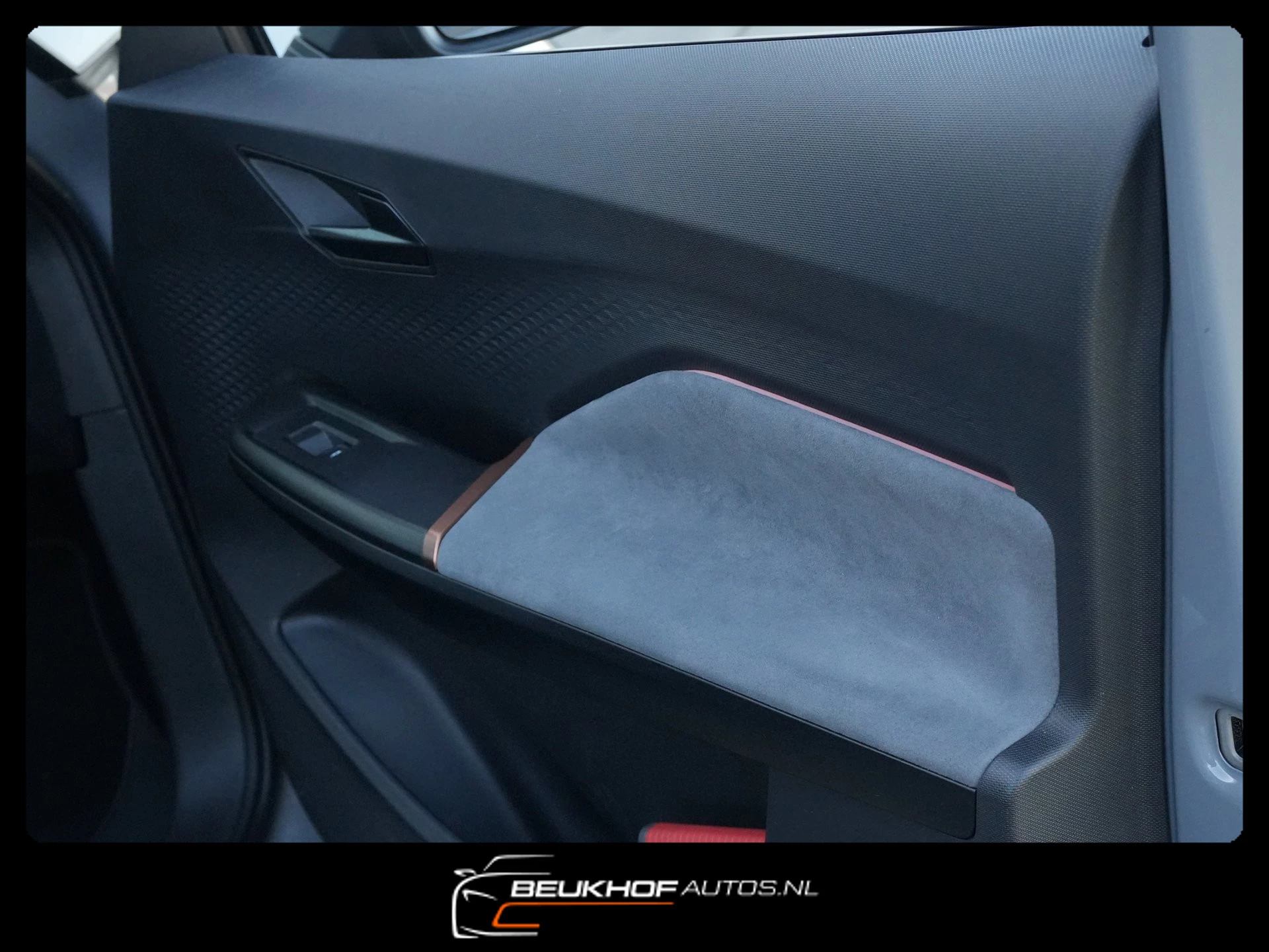 Hoofdafbeelding CUPRA Born