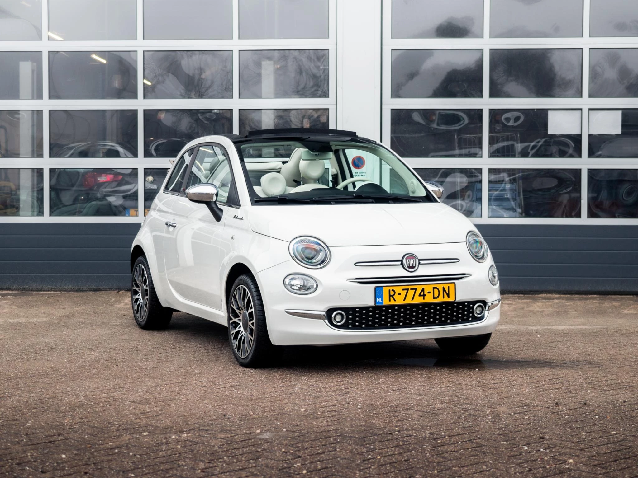 Hoofdafbeelding Fiat 500C