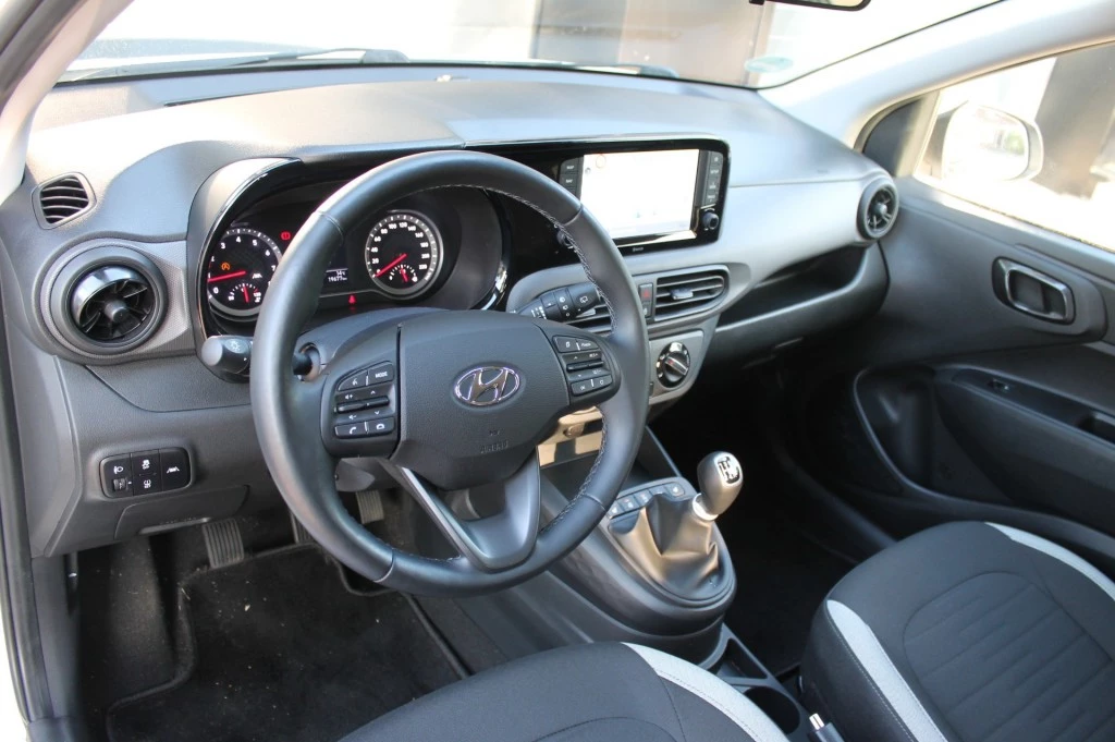 Hoofdafbeelding Hyundai i10