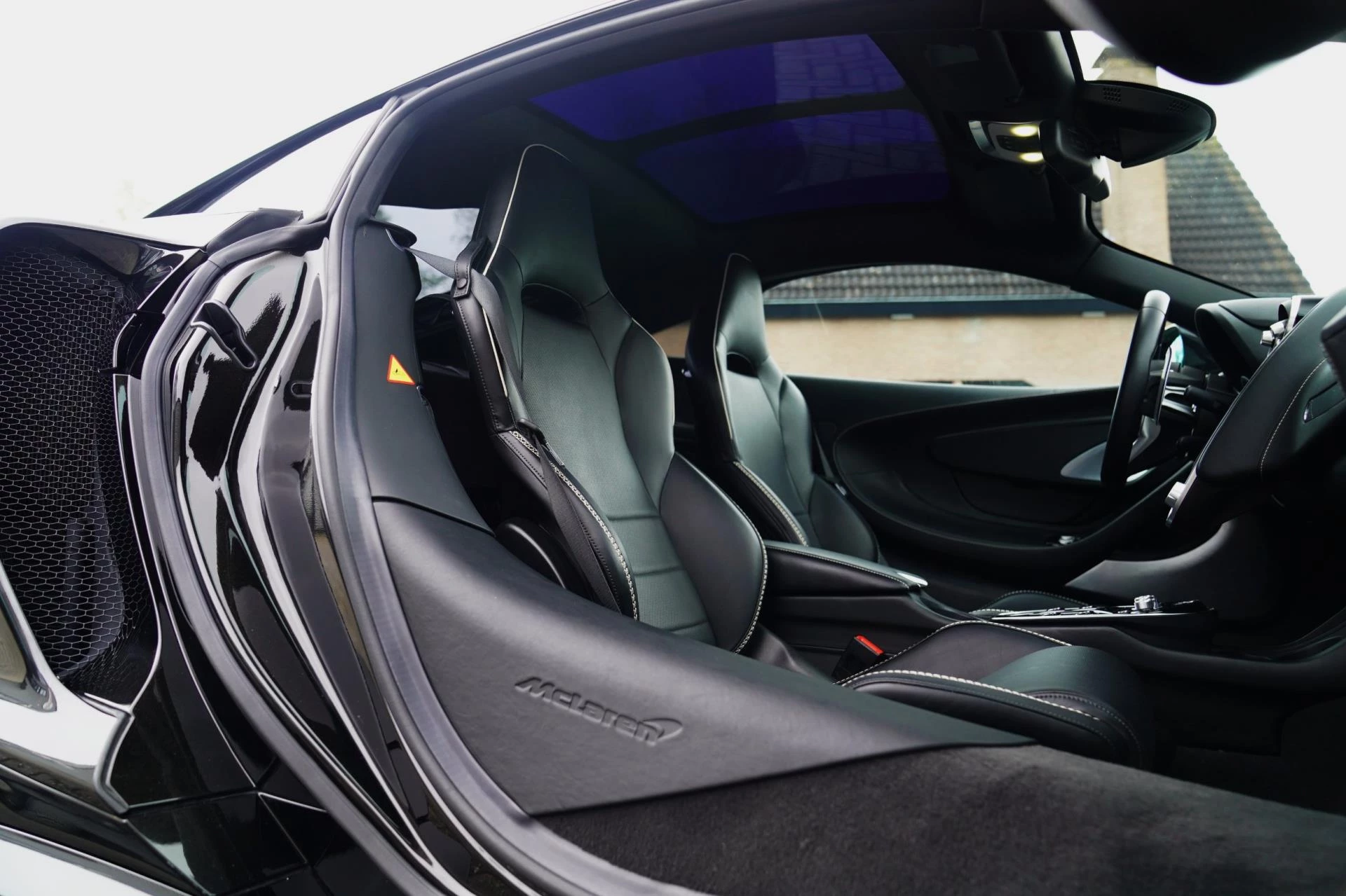 Hoofdafbeelding McLaren GT