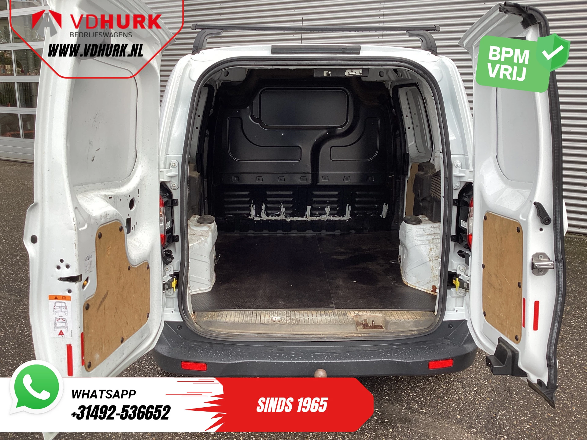 Hoofdafbeelding Ford Transit Courier
