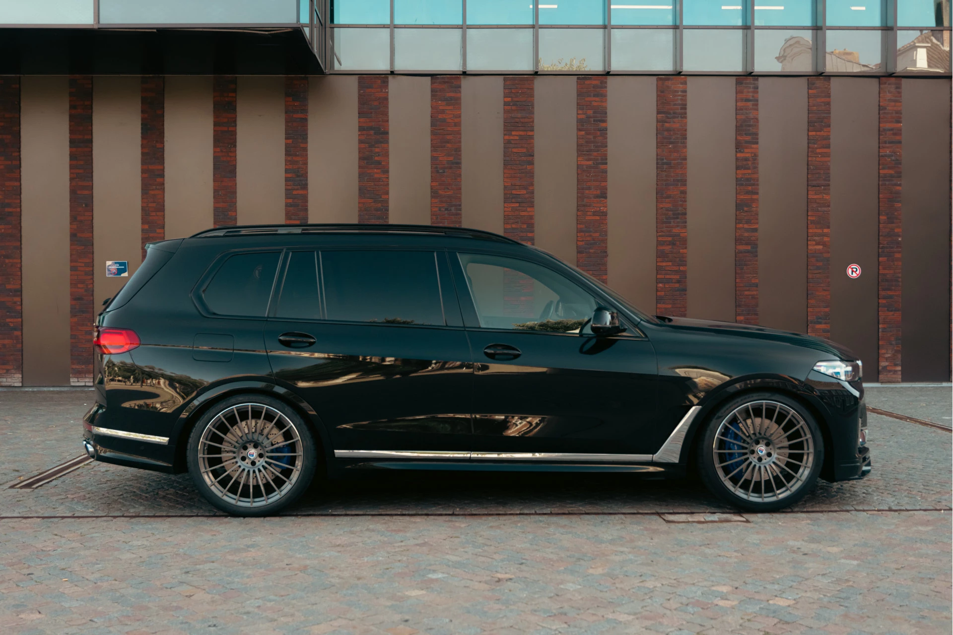 Hoofdafbeelding Alpina XB7